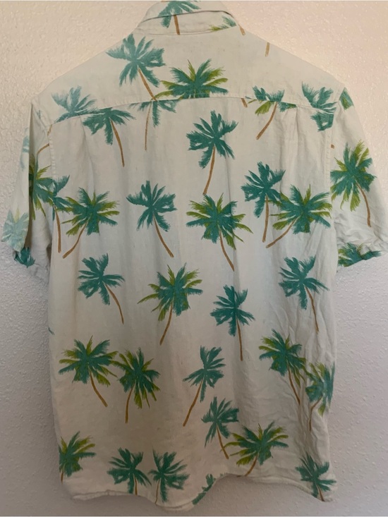 Lucky Brand Other - Lucky Brand White Short-Sleeve Palm Tree Print Shirt